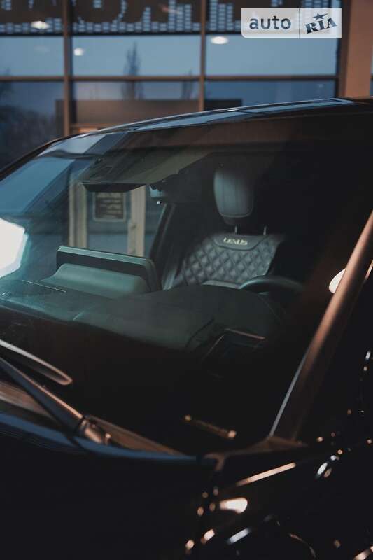 Внедорожник / Кроссовер Lexus LX 2024 в Днепре