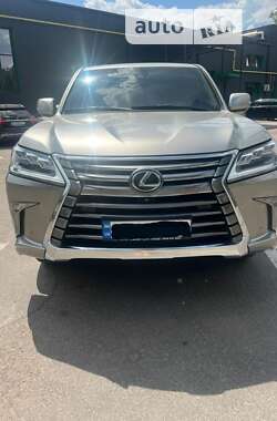 Внедорожник / Кроссовер Lexus LX 2017 в 