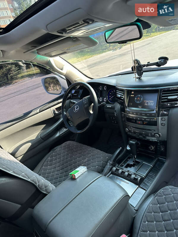 Позашляховик / Кросовер Lexus LX 2008 в Тернополі
