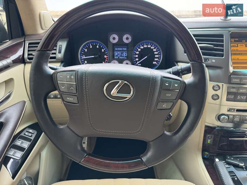 Позашляховик / Кросовер Lexus LX 2010 в Одесі