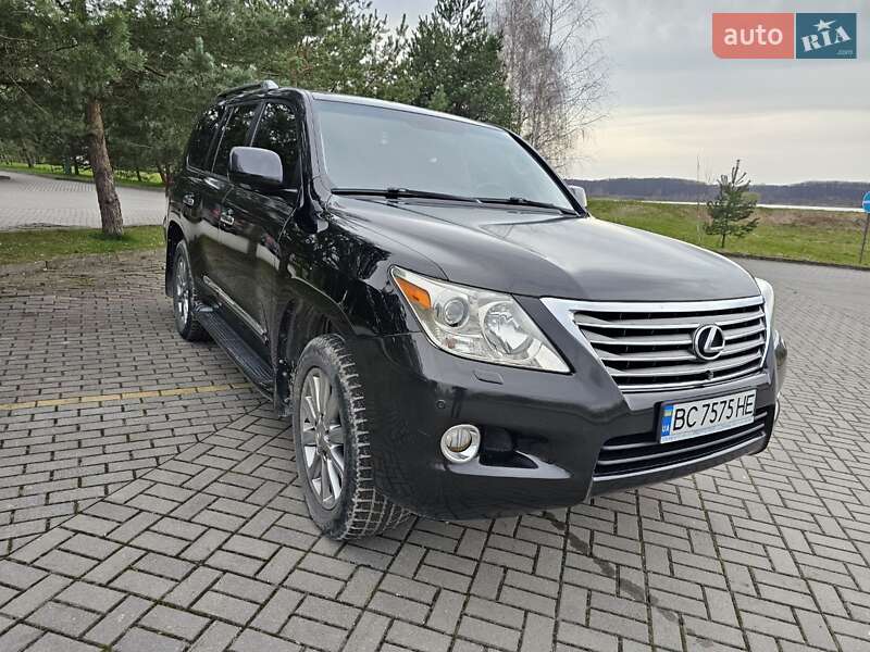 Позашляховик / Кросовер Lexus LX 2010 в Дрогобичі