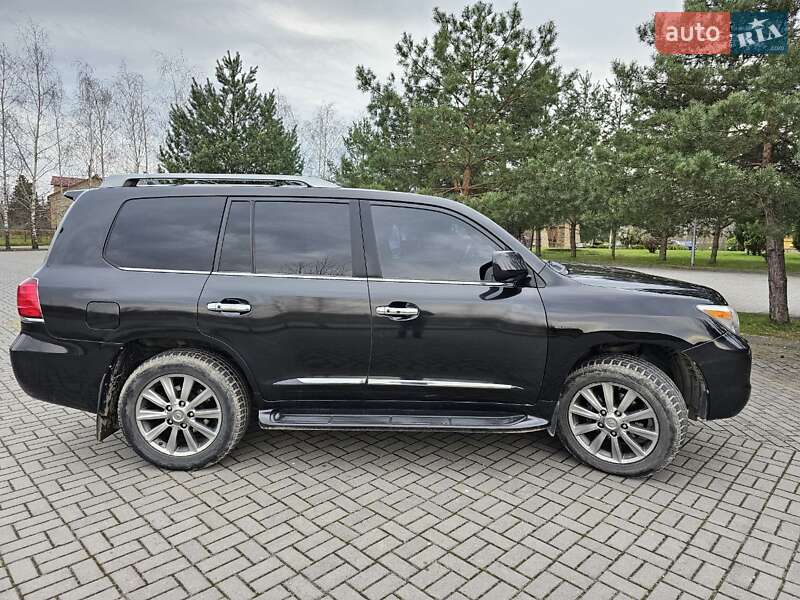 Позашляховик / Кросовер Lexus LX 2010 в Дрогобичі
