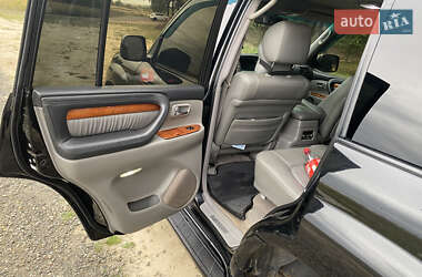 Позашляховик / Кросовер Lexus LX 2004 в Луцьку