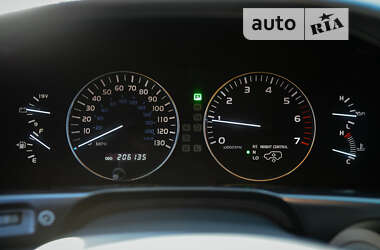 Позашляховик / Кросовер Lexus LX 2006 в 
