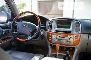 Позашляховик / Кросовер Lexus LX 2006 в 