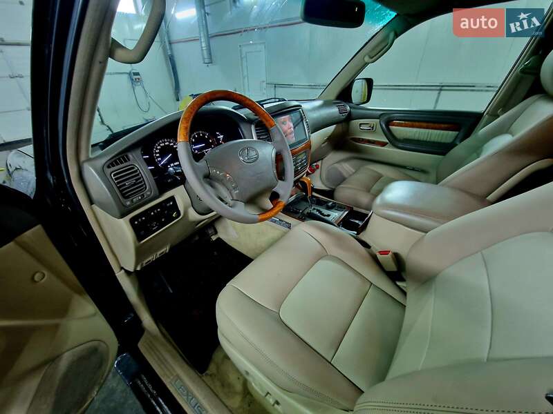 Внедорожник / Кроссовер Lexus LX 2003 в Львове