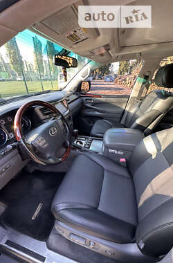 Внедорожник / Кроссовер Lexus LX 2009 в Киеве