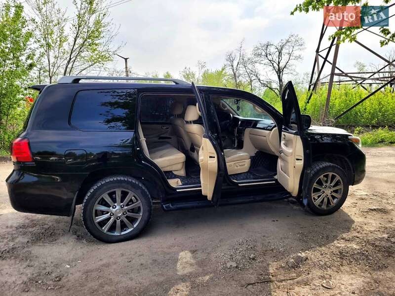 Позашляховик / Кросовер Lexus LX 2010 в Кривому Розі