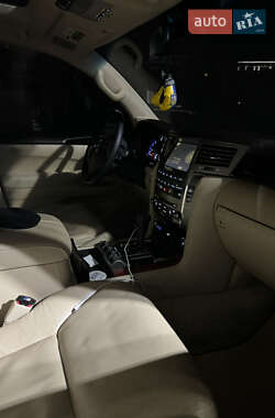 Внедорожник / Кроссовер Lexus LX 2010 в 