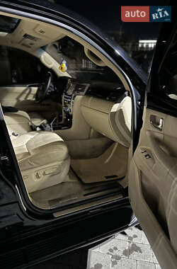 Внедорожник / Кроссовер Lexus LX 2010 в 
