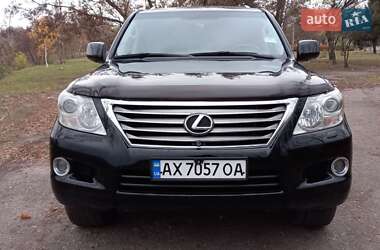 Внедорожник / Кроссовер Lexus LX 2008 в 