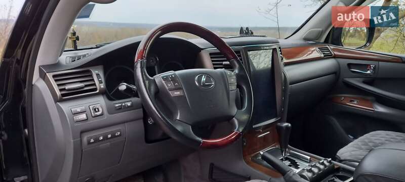 Позашляховик / Кросовер Lexus LX 2008 в Харкові