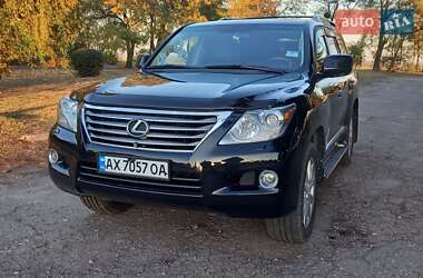Внедорожник / Кроссовер Lexus LX 2008 в 