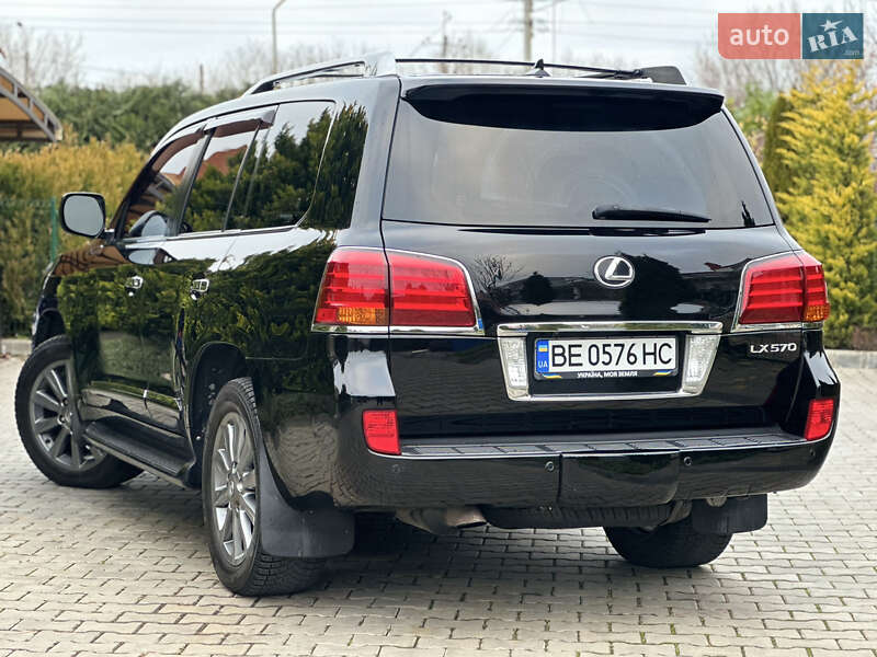 Внедорожник / Кроссовер Lexus LX 2011 в Одессе