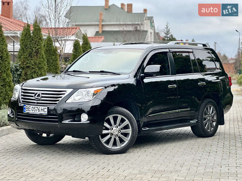 Внедорожник / Кроссовер Lexus LX 2011 в Одессе