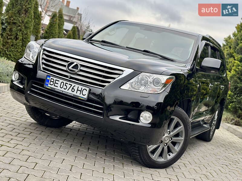Внедорожник / Кроссовер Lexus LX 2011 в Одессе