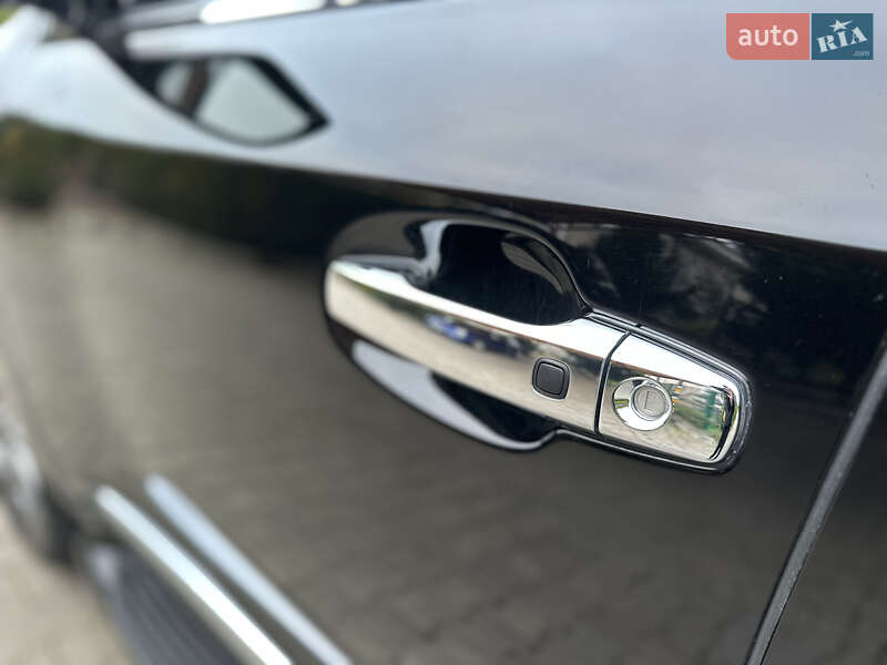 Внедорожник / Кроссовер Lexus LX 2011 в Одессе