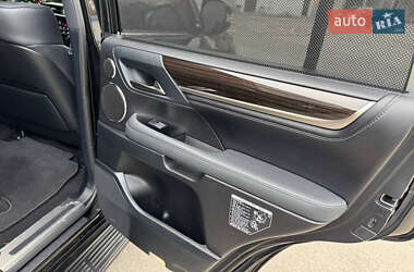 Внедорожник / Кроссовер Lexus LX 2019 в 