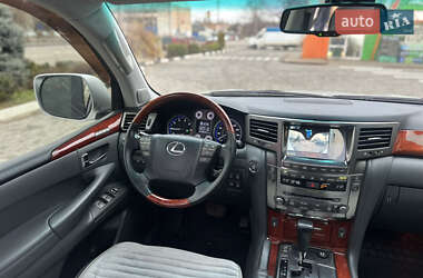 Внедорожник / Кроссовер Lexus LX 2008 в Кривом Роге