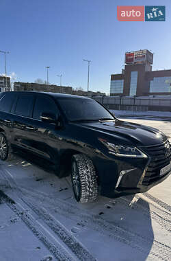 Позашляховик / Кросовер Lexus LX 2016 в Києві