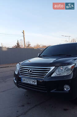 Позашляховик / Кросовер Lexus LX 2008 в Житомирі