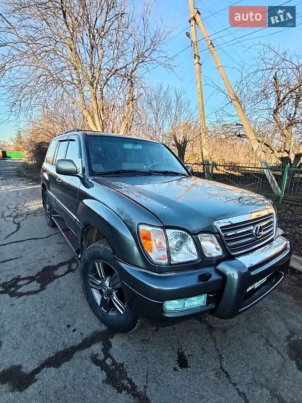 Внедорожник / Кроссовер Lexus LX 1999 в Кривом Роге