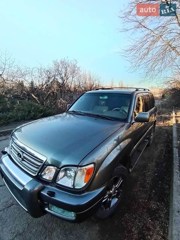 Внедорожник / Кроссовер Lexus LX 1999 в Кривом Роге
