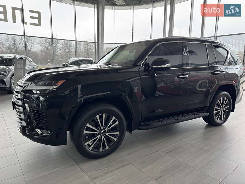 Позашляховик / Кросовер Lexus LX 2024 в 