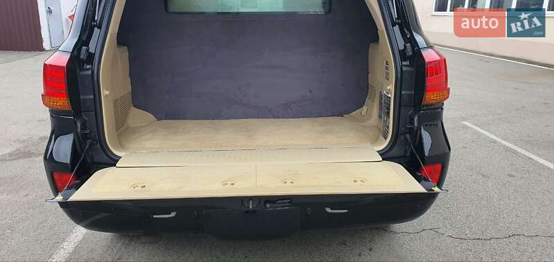 Позашляховик / Кросовер Lexus LX 2010 в Києві