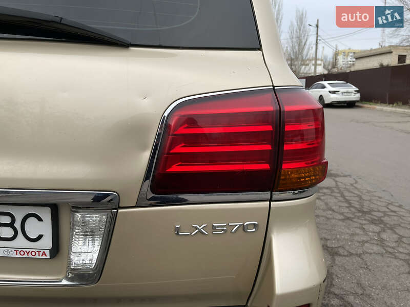 Позашляховик / Кросовер Lexus LX 2008 в Миколаєві