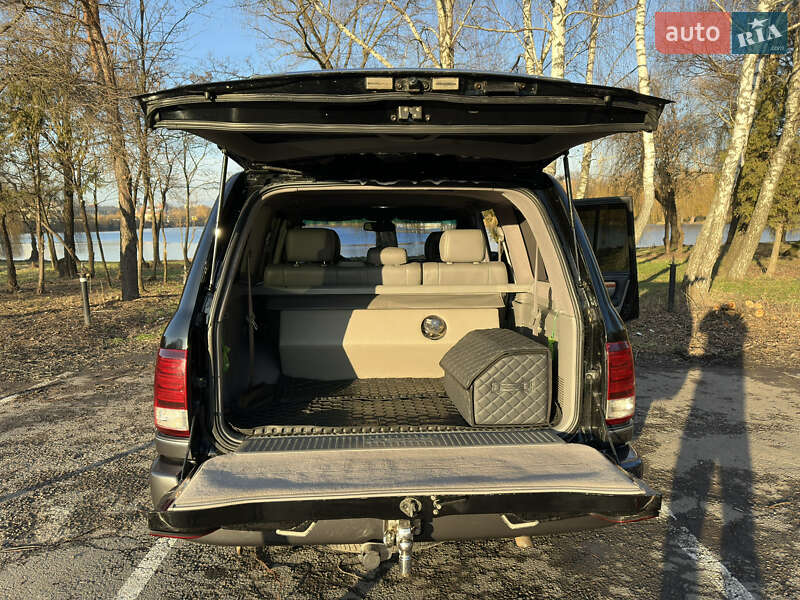 Внедорожник / Кроссовер Lexus LX 2005 в Ровно