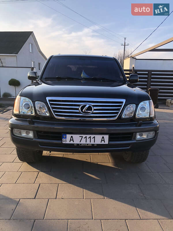 Lexus LX 2003