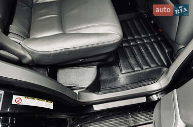 Позашляховик / Кросовер Lexus LX 2008 в 