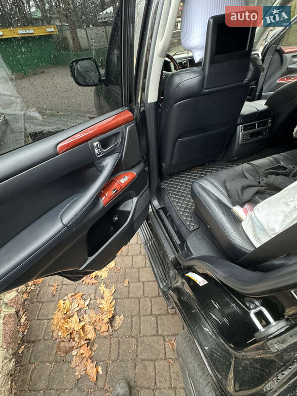 Позашляховик / Кросовер Lexus LX 2013 в Києві