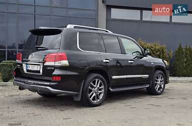 Позашляховик / Кросовер Lexus LX 2010 в Рівному