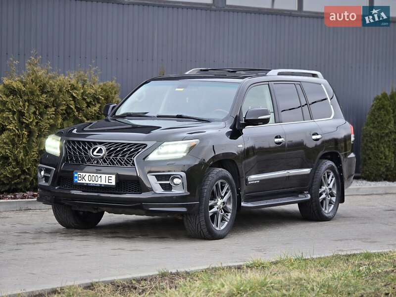 Позашляховик / Кросовер Lexus LX 2010 в Рівному