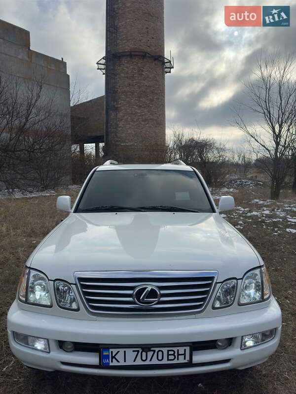 Внедорожник / Кроссовер Lexus LX 2004 в Киеве