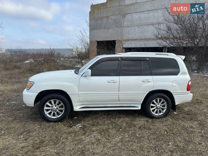 Внедорожник / Кроссовер Lexus LX 2004 в Киеве