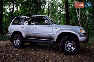 Внедорожник / Кроссовер Lexus LX 1996 в 
