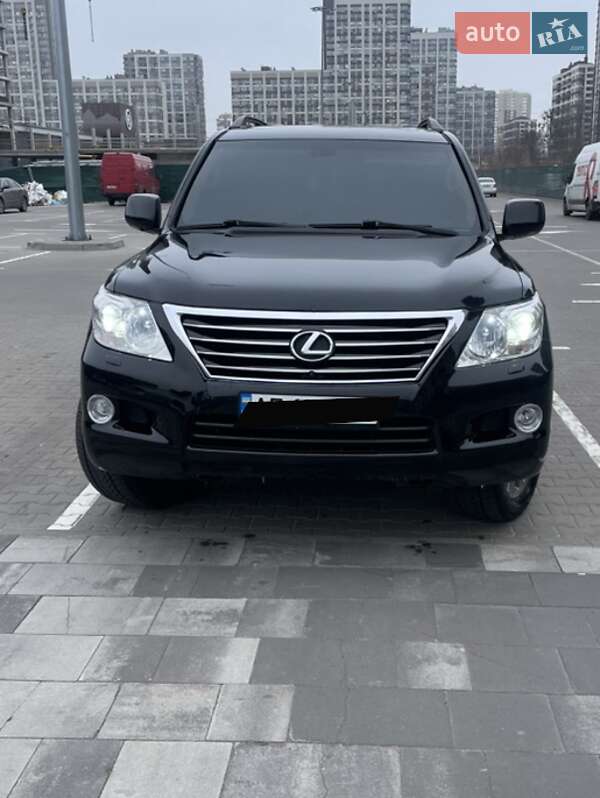 Внедорожник / Кроссовер Lexus LX 2010 в Киеве