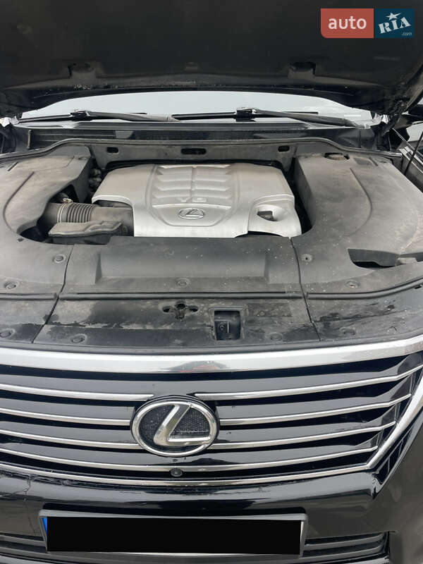 Внедорожник / Кроссовер Lexus LX 2010 в Киеве