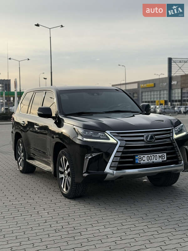 Lexus LX 2020