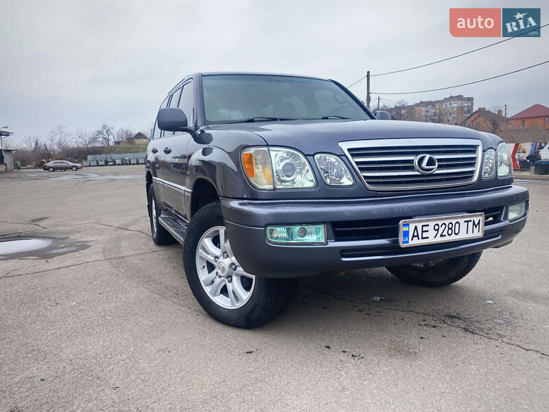 Позашляховик / Кросовер Lexus LX 2004 в Кривому Розі