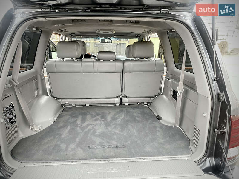 Позашляховик / Кросовер Lexus LX 2004 в Кривому Розі