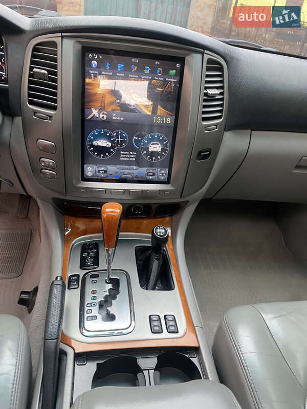 Позашляховик / Кросовер Lexus LX 2004 в Кривому Розі