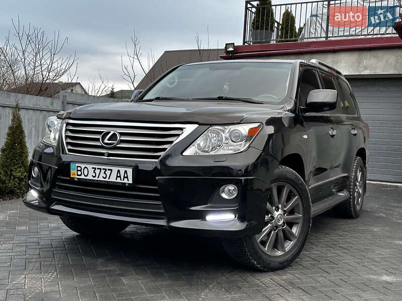 Внедорожник / Кроссовер Lexus LX 2011 в Тернополе