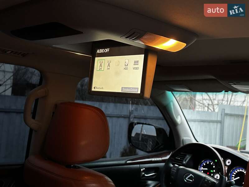 Внедорожник / Кроссовер Lexus LX 2011 в Тернополе