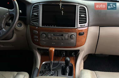 Позашляховик / Кросовер Lexus LX 2003 в 