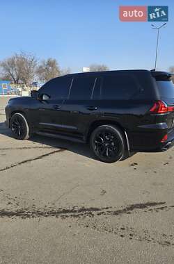 Позашляховик / Кросовер Lexus LX 2016 в Дніпрі