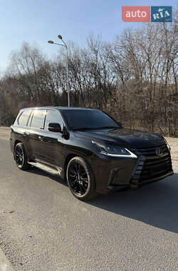 Позашляховик / Кросовер Lexus LX 2019 в Дніпрі